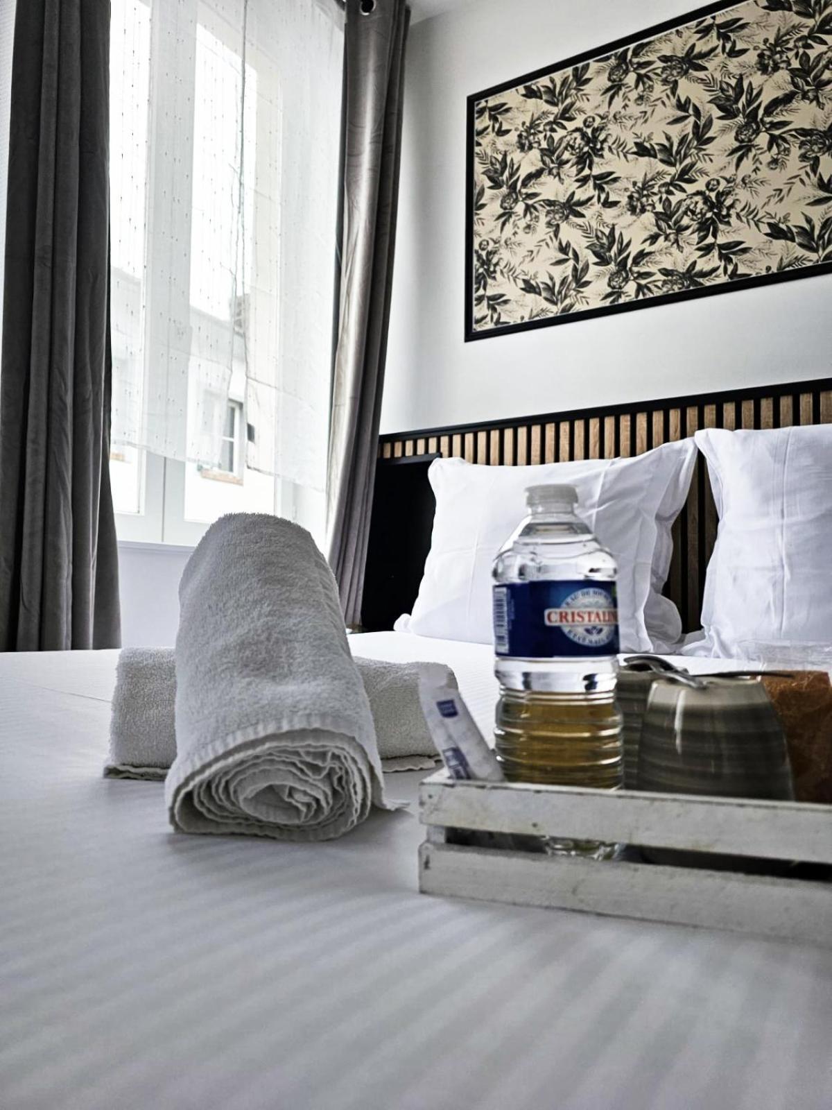 Hotel Le Lion D'Or Bernay  Kültér fotó