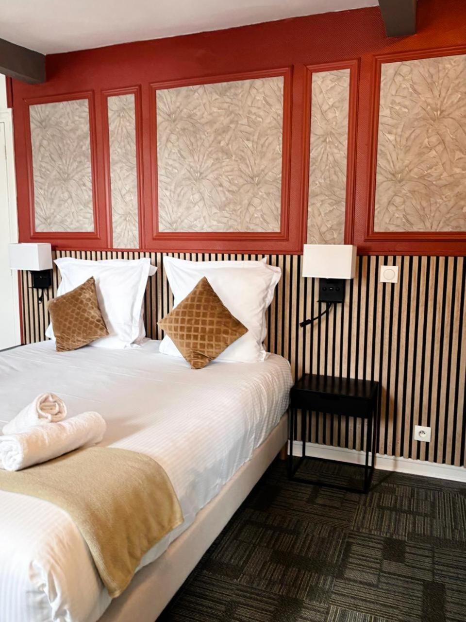 Hotel Le Lion D'Or Bernay  Kültér fotó
